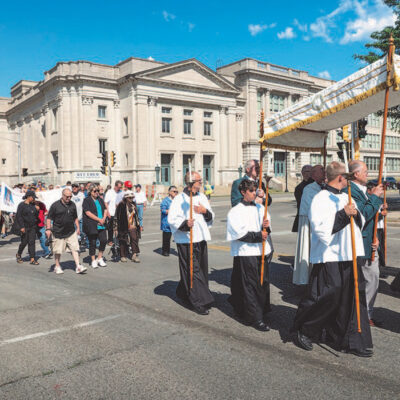 [SPONSORED] Planning a Eucharistic Procession? Download this comprehensive guide